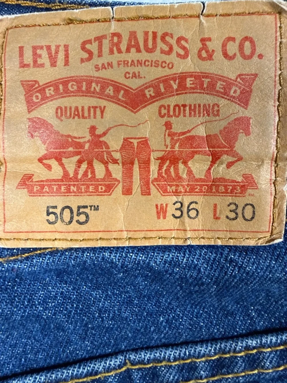 Levi’s 505 Jeans Men’s 36x30 Straight Leg Medium Wash Classic Red Tab